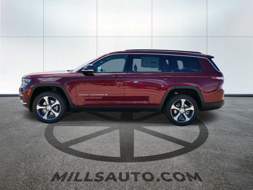 new 2025 Jeep Grand Cherokee L car, priced at $51,347