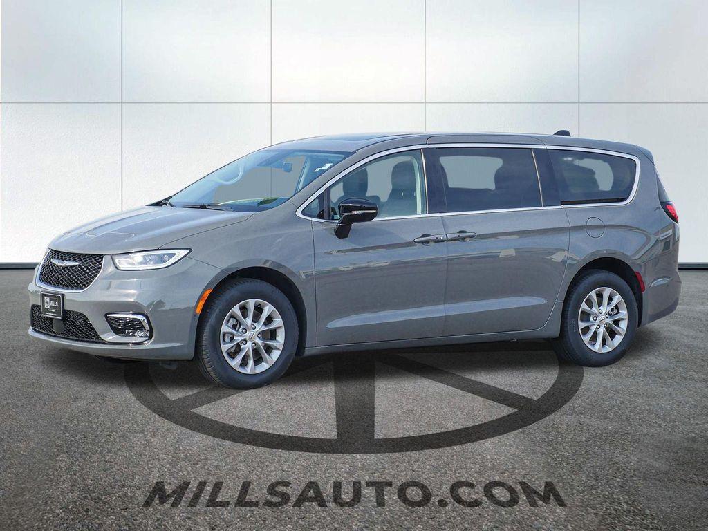 new 2024 Chrysler Pacifica car, priced at $41,491