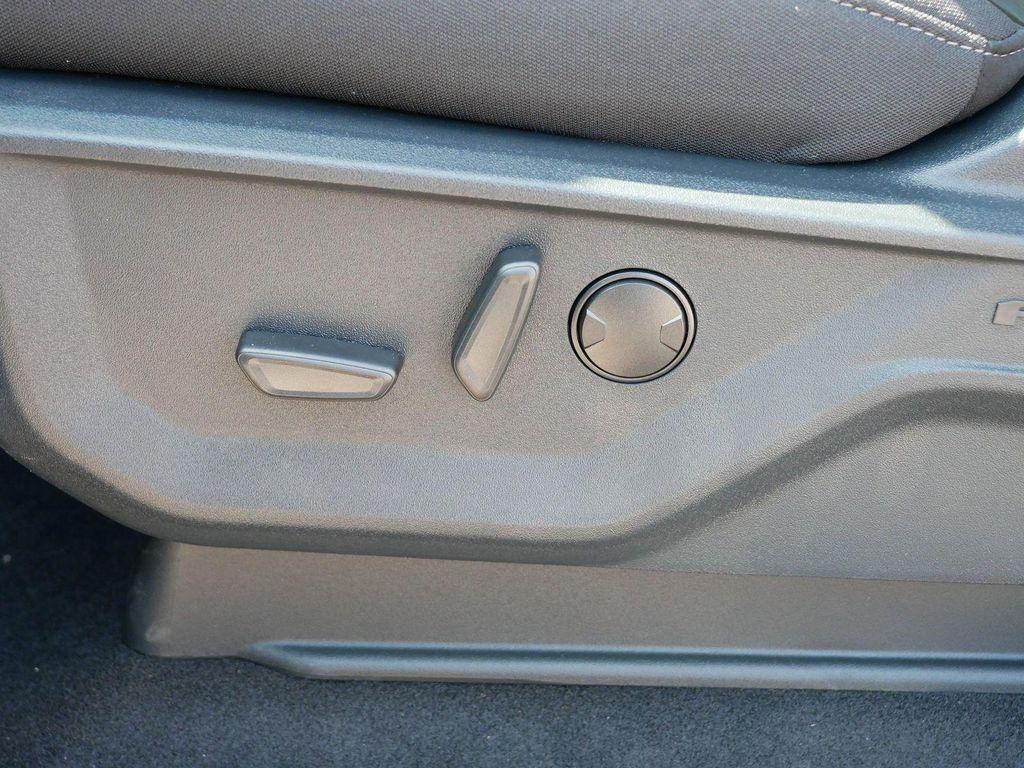 new 2025 Ford F-150 car, priced at $53,862