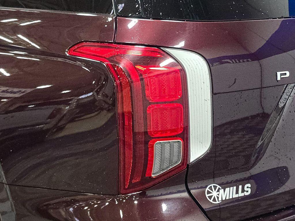used 2024 Hyundai Palisade car, priced at $34,991