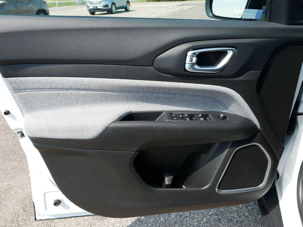 new 2025 Jeep Compass car, priced at $32,840