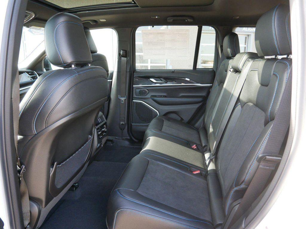 new 2024 Jeep Grand Cherokee 4xe car, priced at $74,116