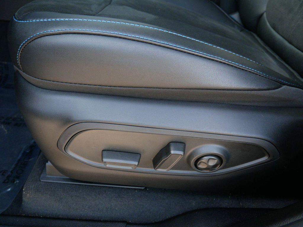 new 2024 Jeep Grand Cherokee 4xe car, priced at $74,116