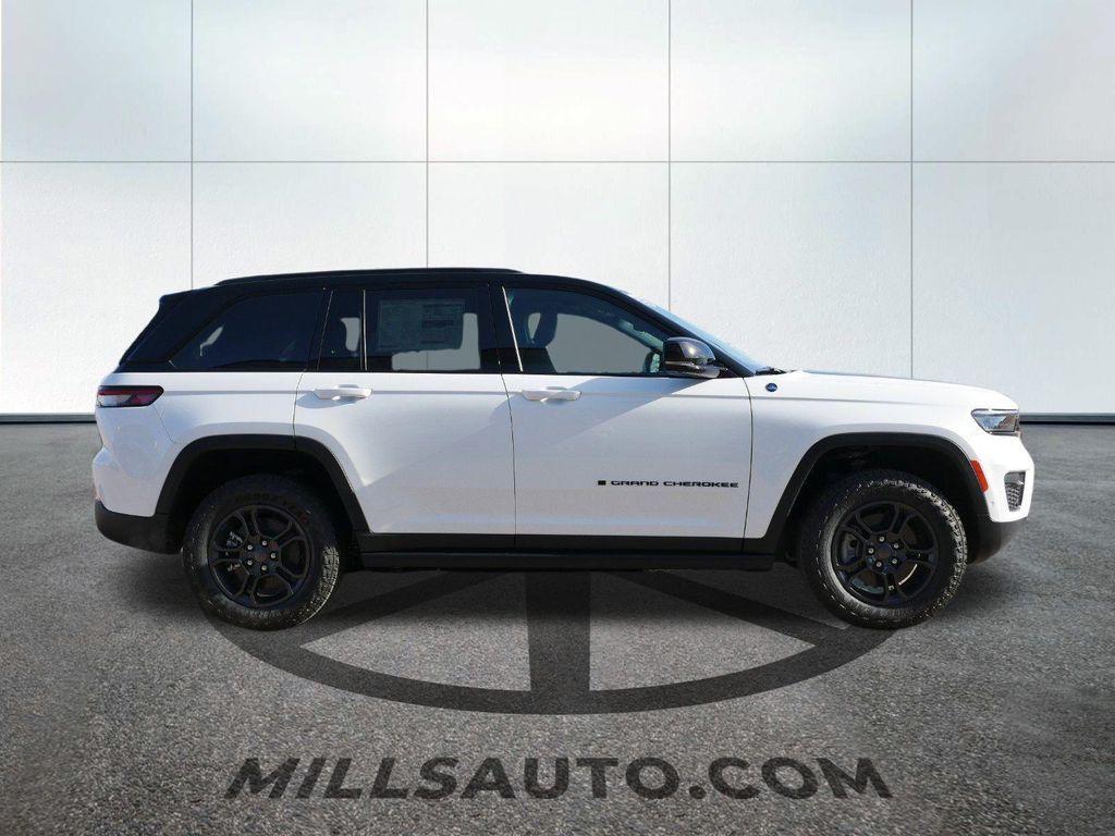 new 2024 Jeep Grand Cherokee 4xe car, priced at $74,116