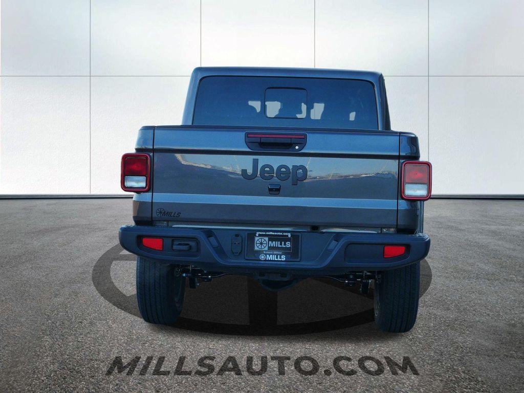 new 2025 Jeep Gladiator car, priced at $46,414