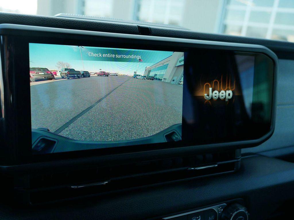 new 2025 Jeep Gladiator car, priced at $42,164