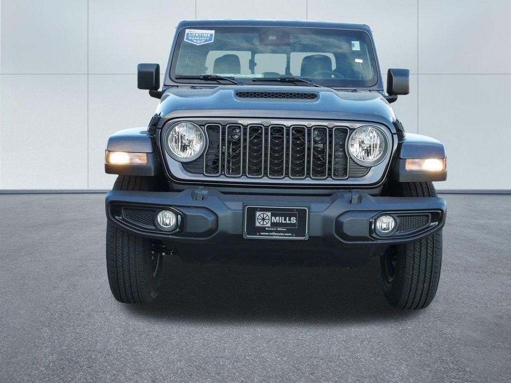 new 2025 Jeep Gladiator car, priced at $42,164
