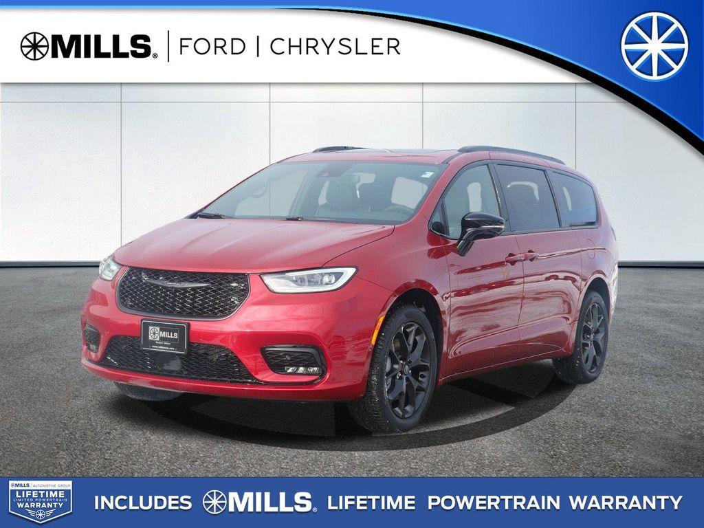 new 2026 Chrysler Pacifica car, priced at $52,574