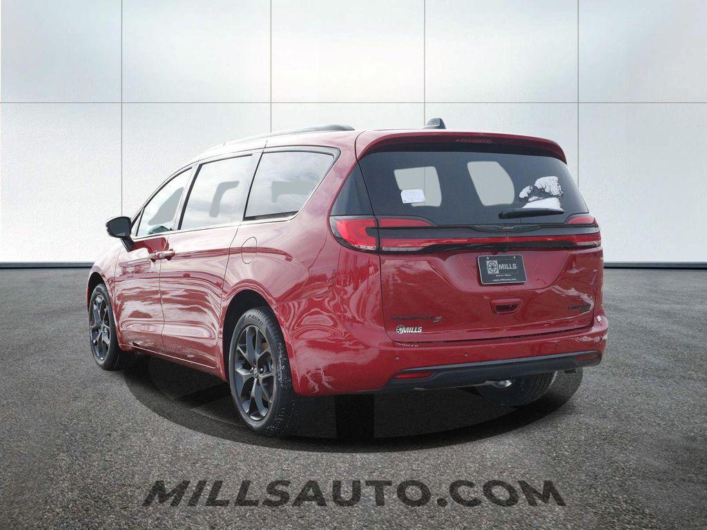 new 2026 Chrysler Pacifica car, priced at $56,074