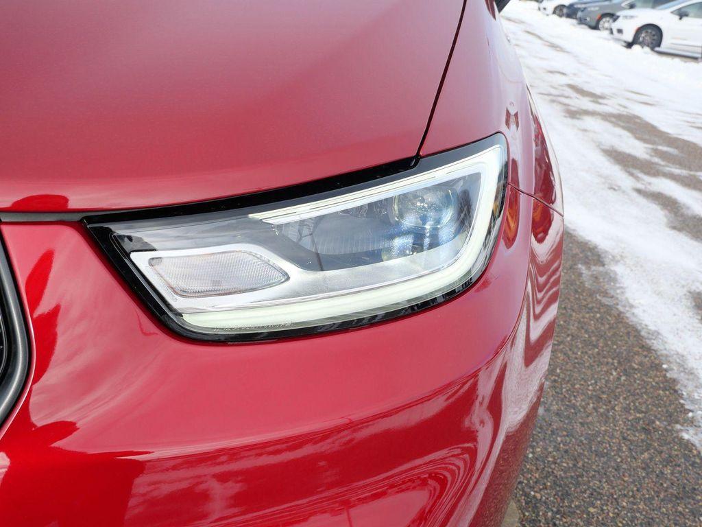 new 2026 Chrysler Pacifica car, priced at $56,074