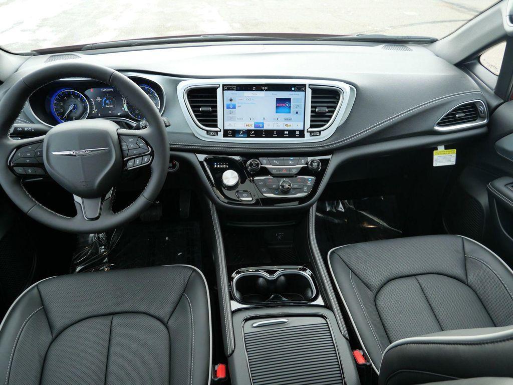new 2026 Chrysler Pacifica car, priced at $56,074