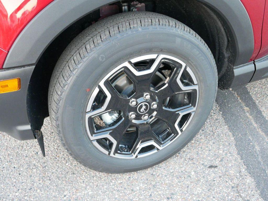 new 2025 Ford Bronco Sport car, priced at $37,093