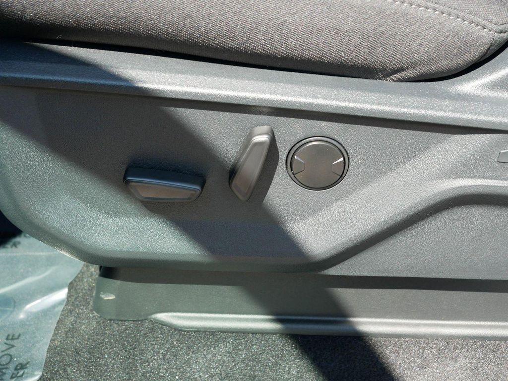 new 2025 Ford F-150 car, priced at $51,419