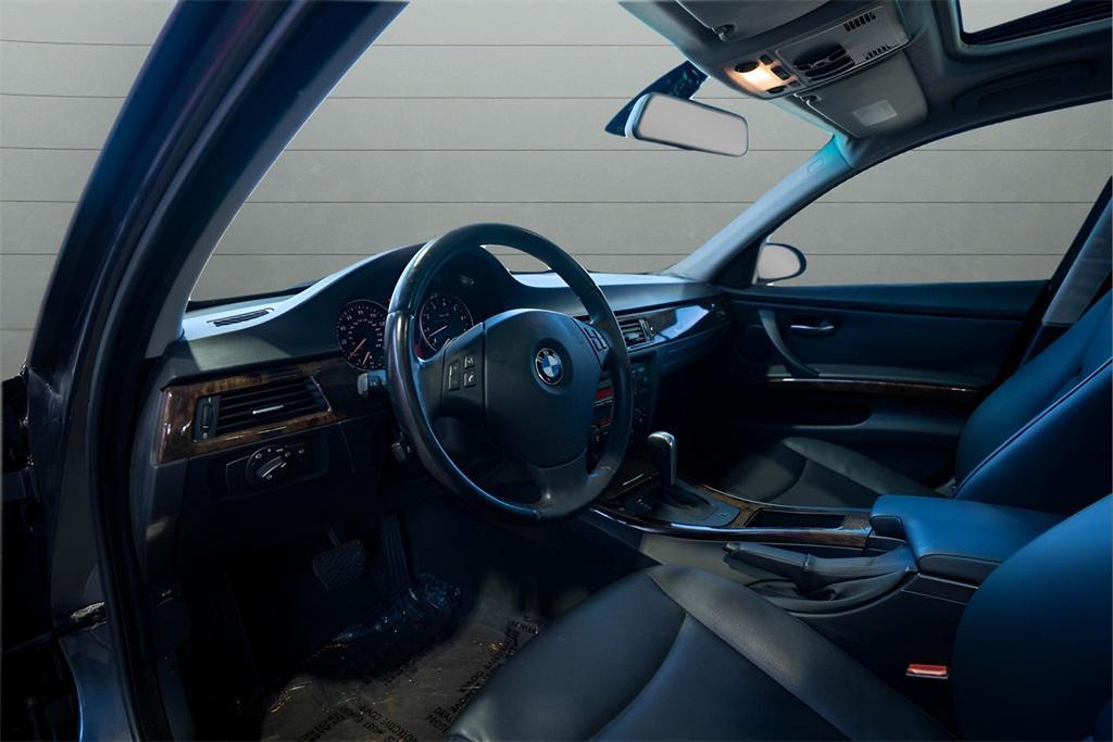 used 2006 BMW 325 car, priced at $3,439