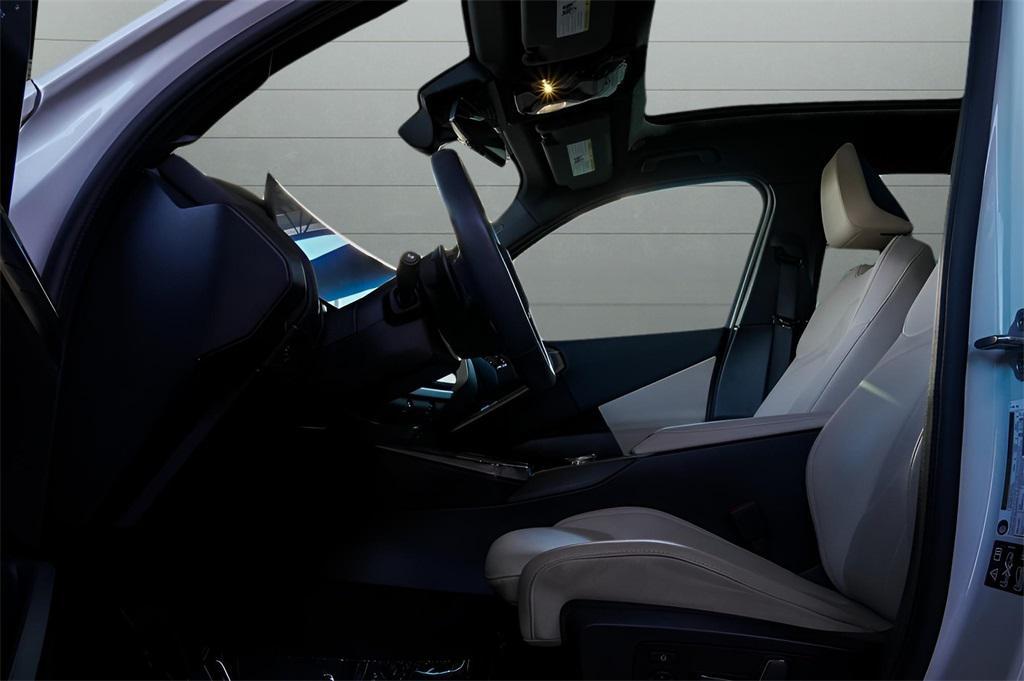 used 2025 BMW X3 car, priced at $39,212