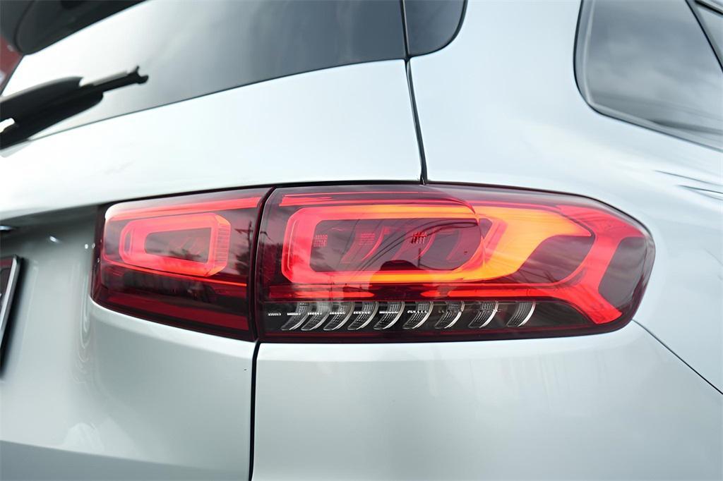 used 2023 Mercedes-Benz GLB 250 car, priced at $25,189