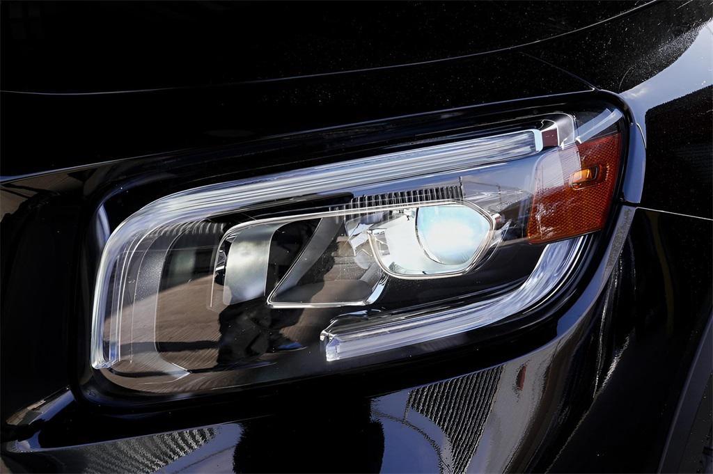 used 2021 Mercedes-Benz GLB 250 car, priced at $23,783