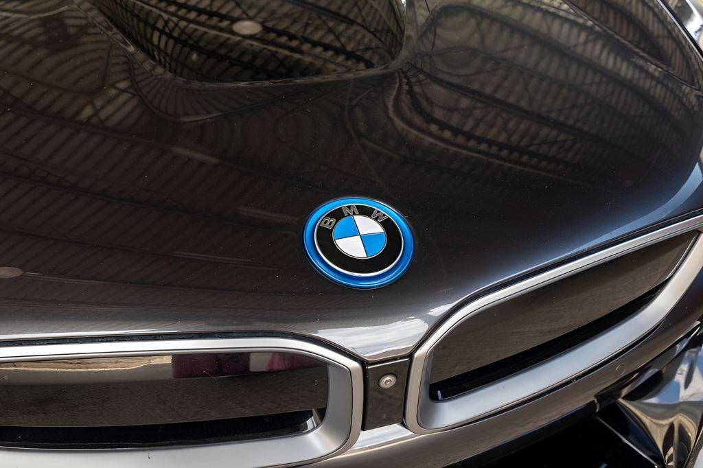 used 2019 BMW i8 car, priced at $67,552