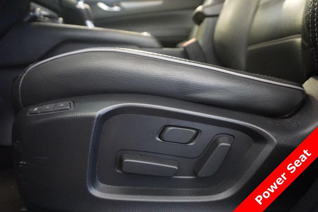 used 2025 Mazda CX-5 car, priced at $26,918