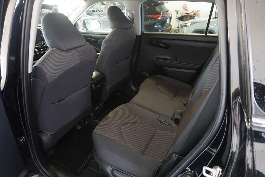 used 2023 Toyota Highlander car, priced at $33,755