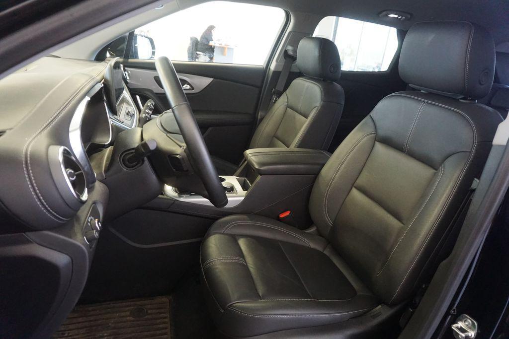 used 2024 Chevrolet Blazer car, priced at $28,497
