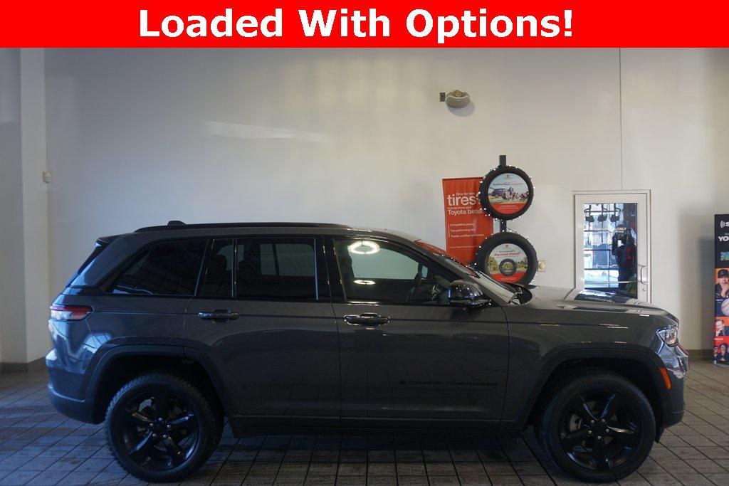used 2024 Jeep Grand Cherokee car, priced at $33,998