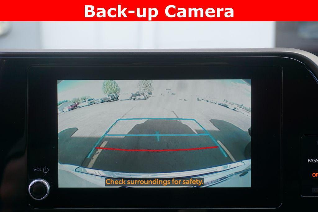 used 2023 Toyota Highlander car, priced at $38,996