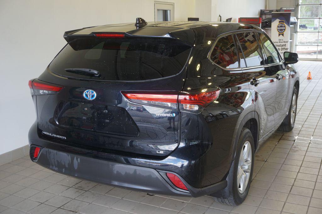used 2021 Toyota Highlander Hybrid car, priced at $31,656