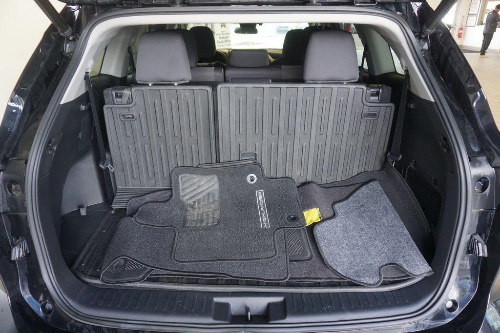 used 2021 Toyota Highlander Hybrid car, priced at $31,656