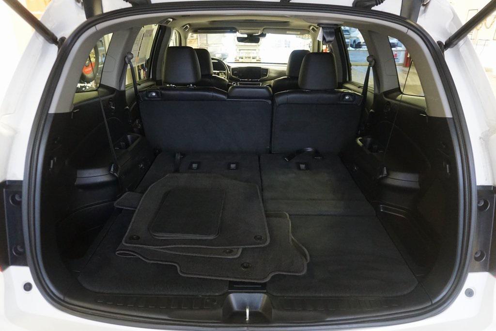 used 2022 Honda Pilot car, priced at $28,876