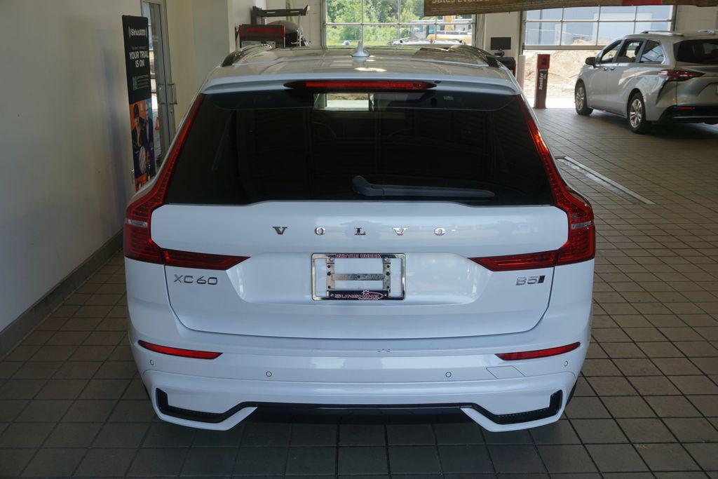 used 2024 Volvo XC60 car, priced at $32,394