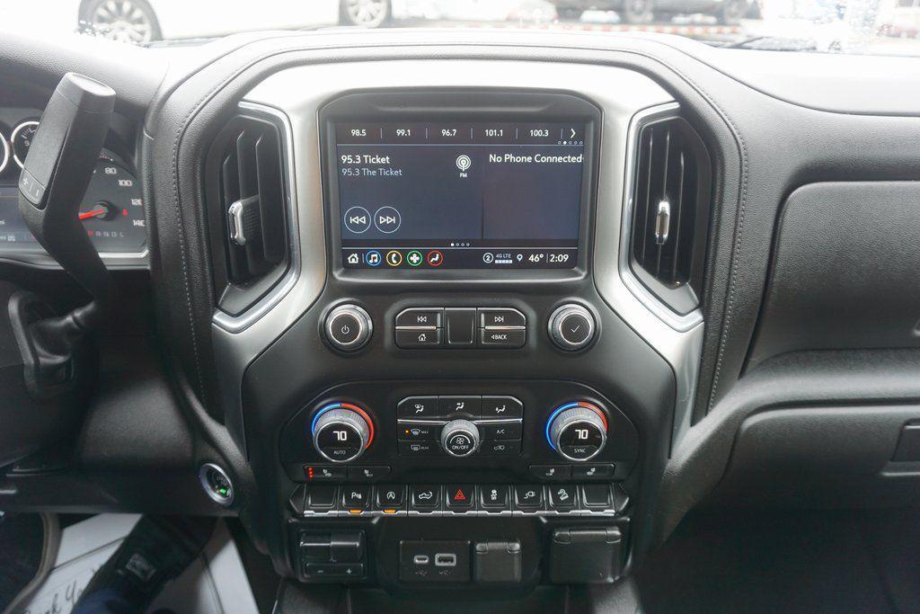 used 2022 Chevrolet Silverado 1500 car, priced at $27,997