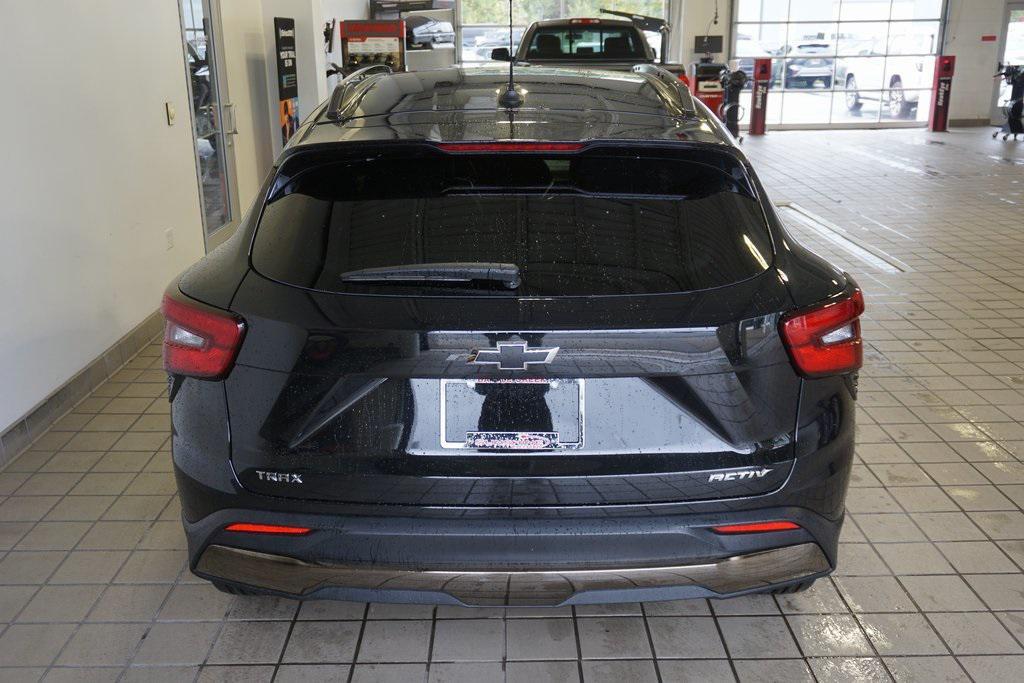 used 2024 Chevrolet Trax car, priced at $21,159