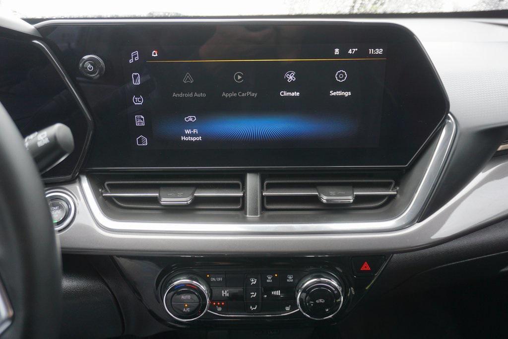 used 2024 Chevrolet Trax car, priced at $21,159