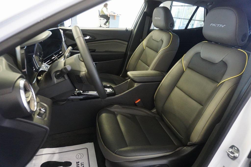 used 2025 Chevrolet Trax car, priced at $23,477