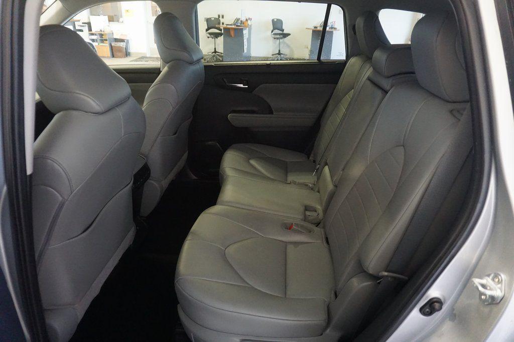used 2021 Toyota Highlander Hybrid car, priced at $32,571