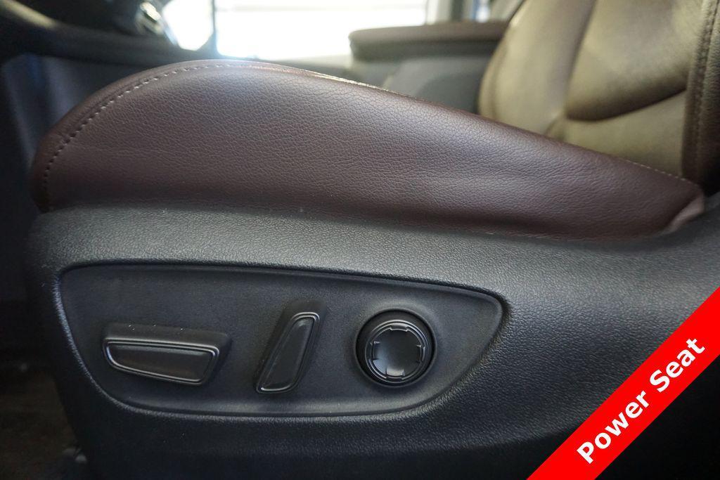 used 2024 Toyota Sienna car, priced at $51,977