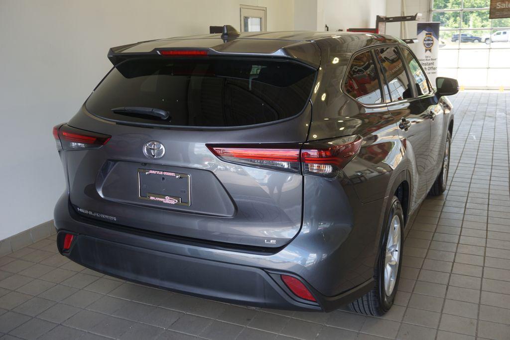 used 2024 Toyota Highlander car, priced at $32,563