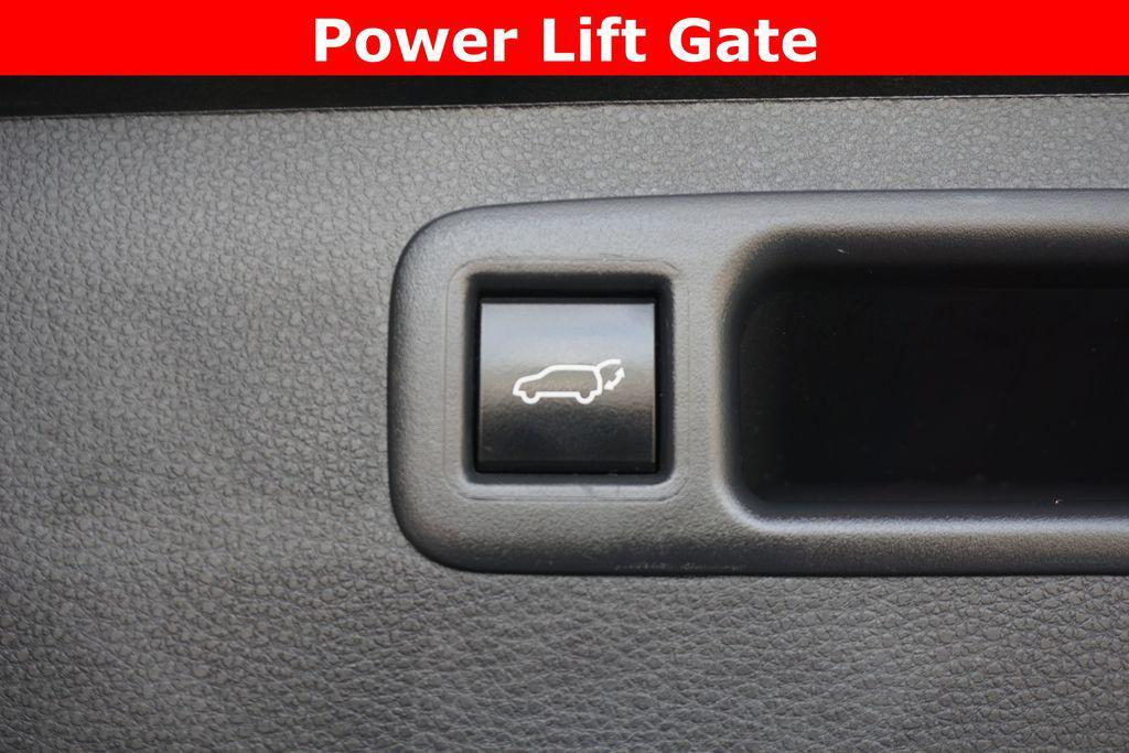 used 2024 Toyota Highlander car, priced at $32,563