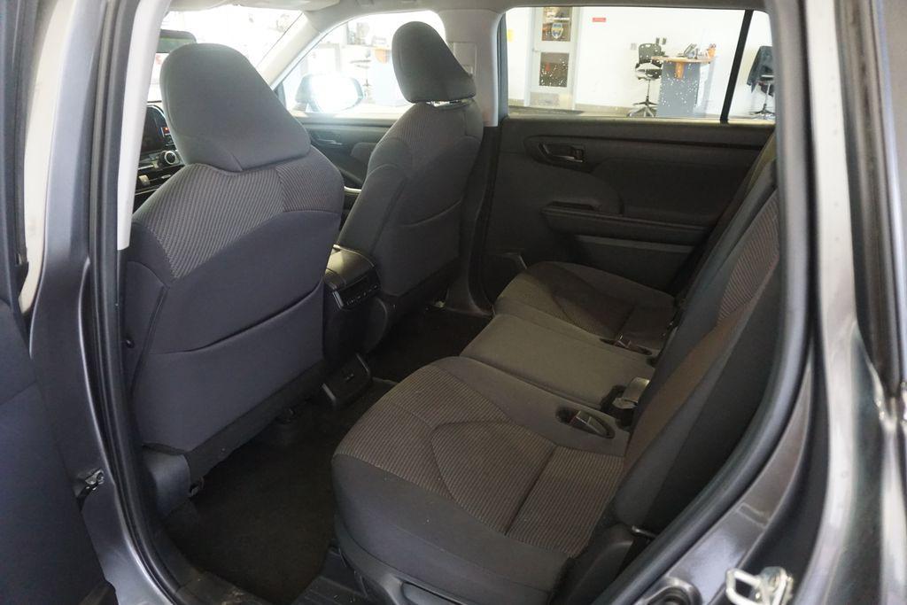 used 2024 Toyota Highlander car, priced at $32,153