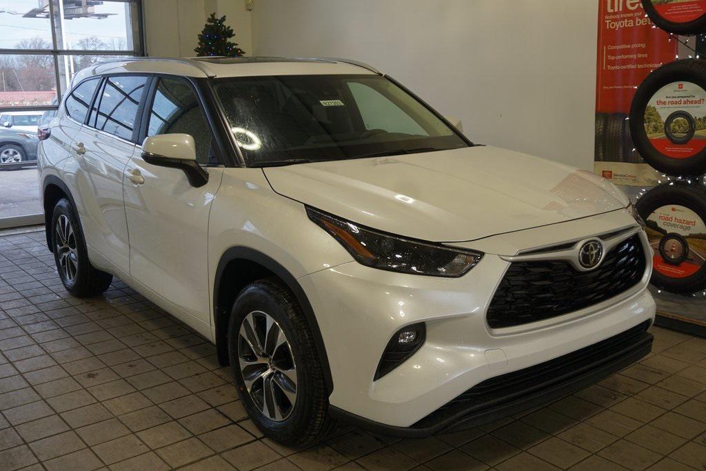 new 2026 Toyota Highlander car, priced at $47,420