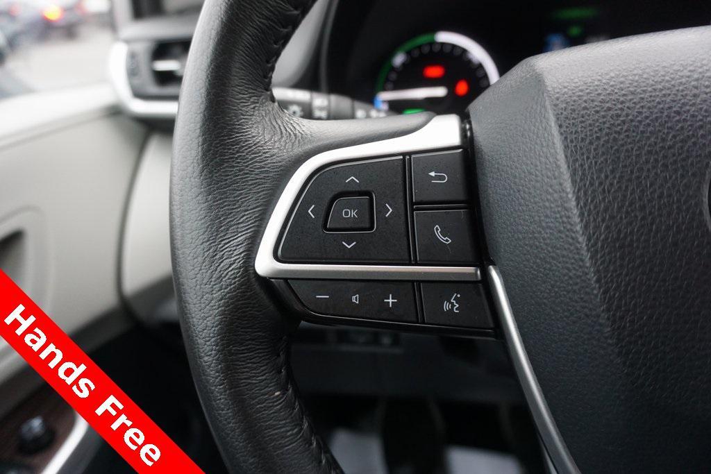 used 2024 Toyota Sienna car, priced at $41,788