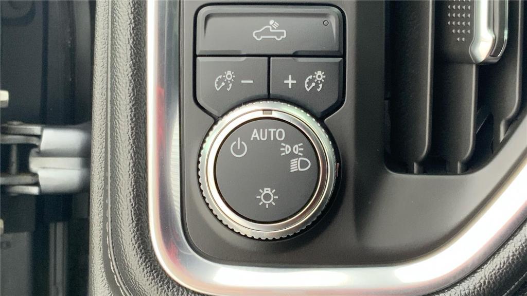 used 2020 GMC Sierra 1500 car, priced at $26,795