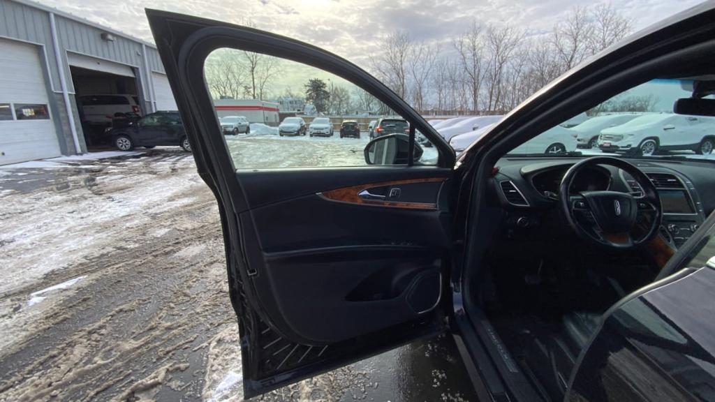 used 2019 Lincoln Nautilus car, priced at $16,995