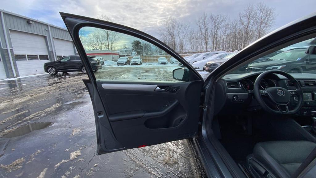 used 2015 Volkswagen Jetta car, priced at $7,895