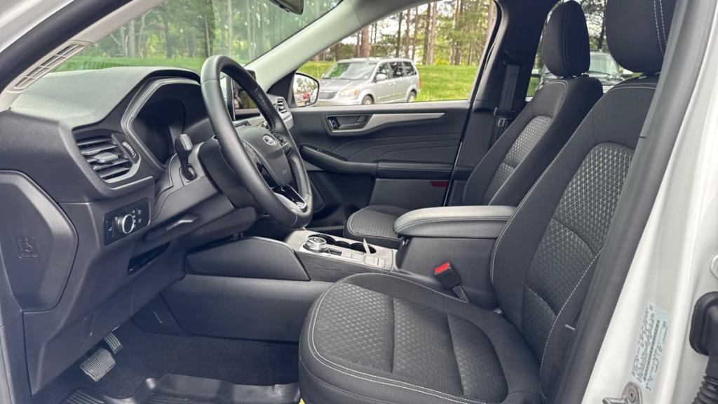 used 2024 Ford Escape car, priced at $24,995