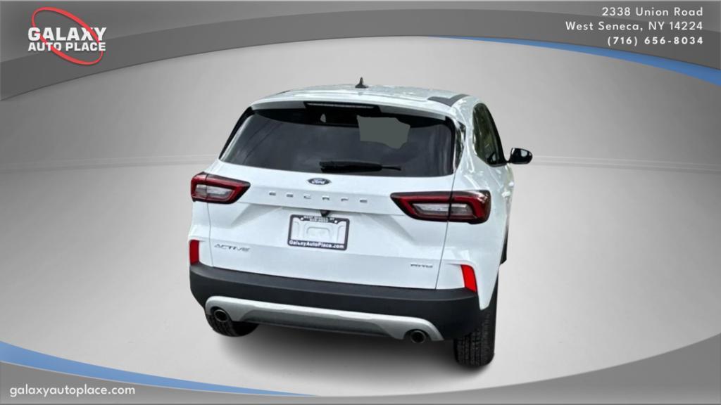 used 2024 Ford Escape car, priced at $24,995