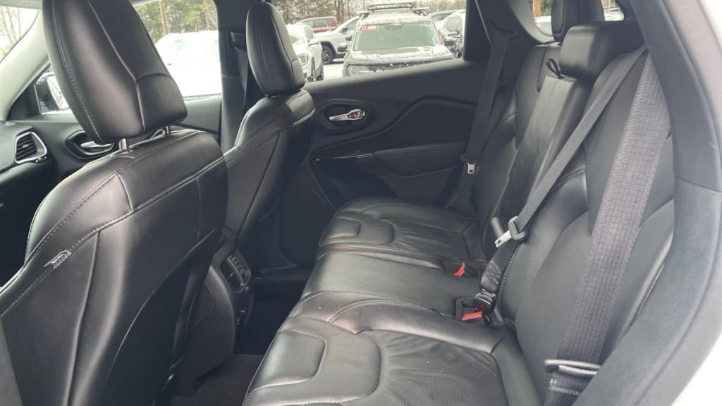 used 2023 Jeep Cherokee car, priced at $20,695