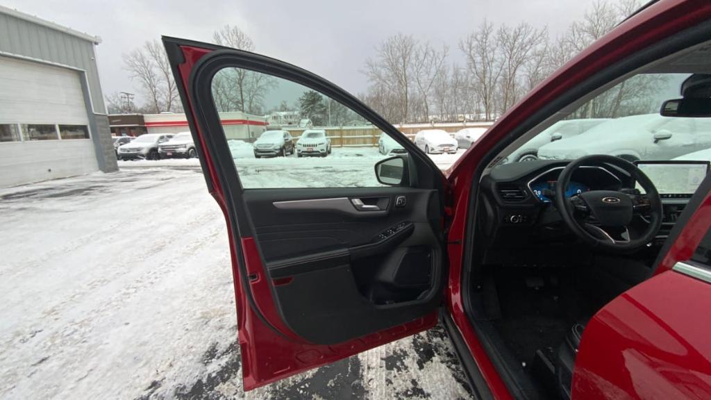 used 2024 Ford Escape car, priced at $24,795