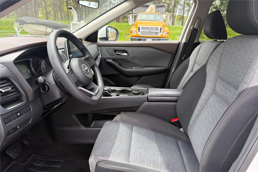 used 2023 Nissan Rogue car, priced at $21,070